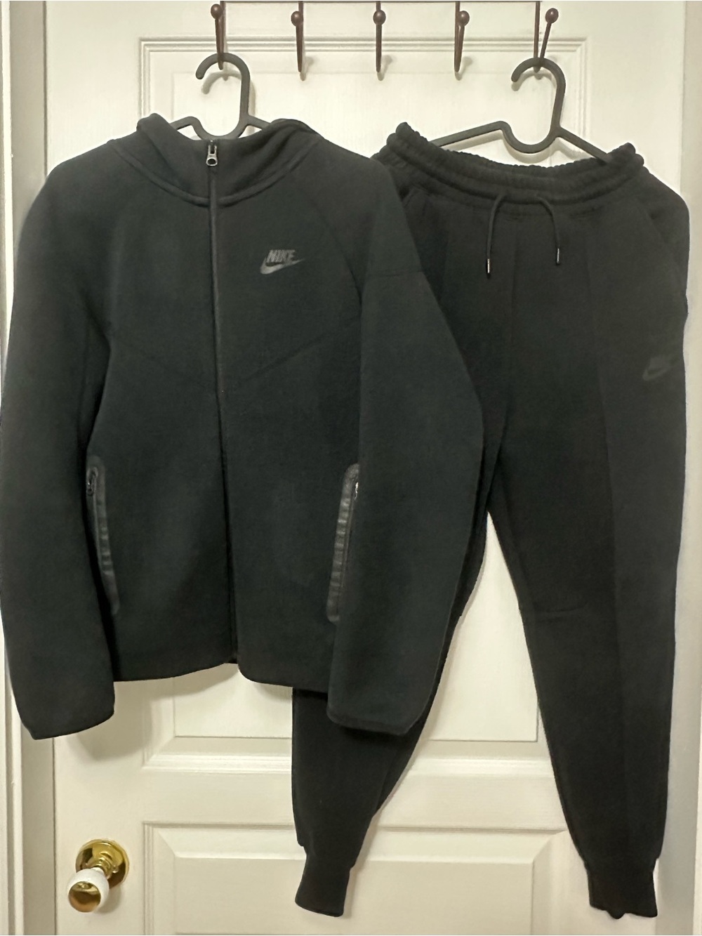 Kids Nike Tech Fleece Black Hooded Zip Jacket with Matching Black Joggers